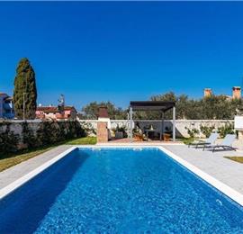 6 bedroom villa with pool near Pula, sleeps 12